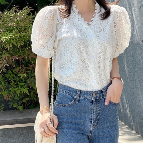 플라워나염 자수 레이스 펀칭 프릴 코튼 빅카라 퍼프 반팔 여름 여성 블라우스 a라인