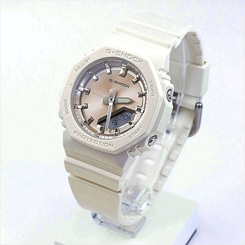 카시오 CASIO 지샥 실크 모델 캐주얼 손목 시계 GMA-P2100ST-9AJF 화이트