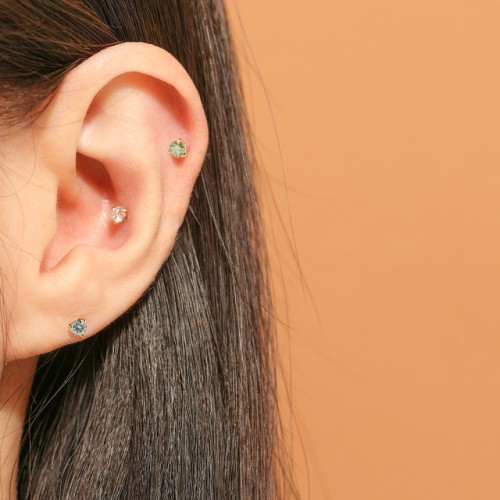 [0.8mm]14K 인터널 모이사나이트 다이아 미니 삼각 라블렛 피어싱 귀걸이